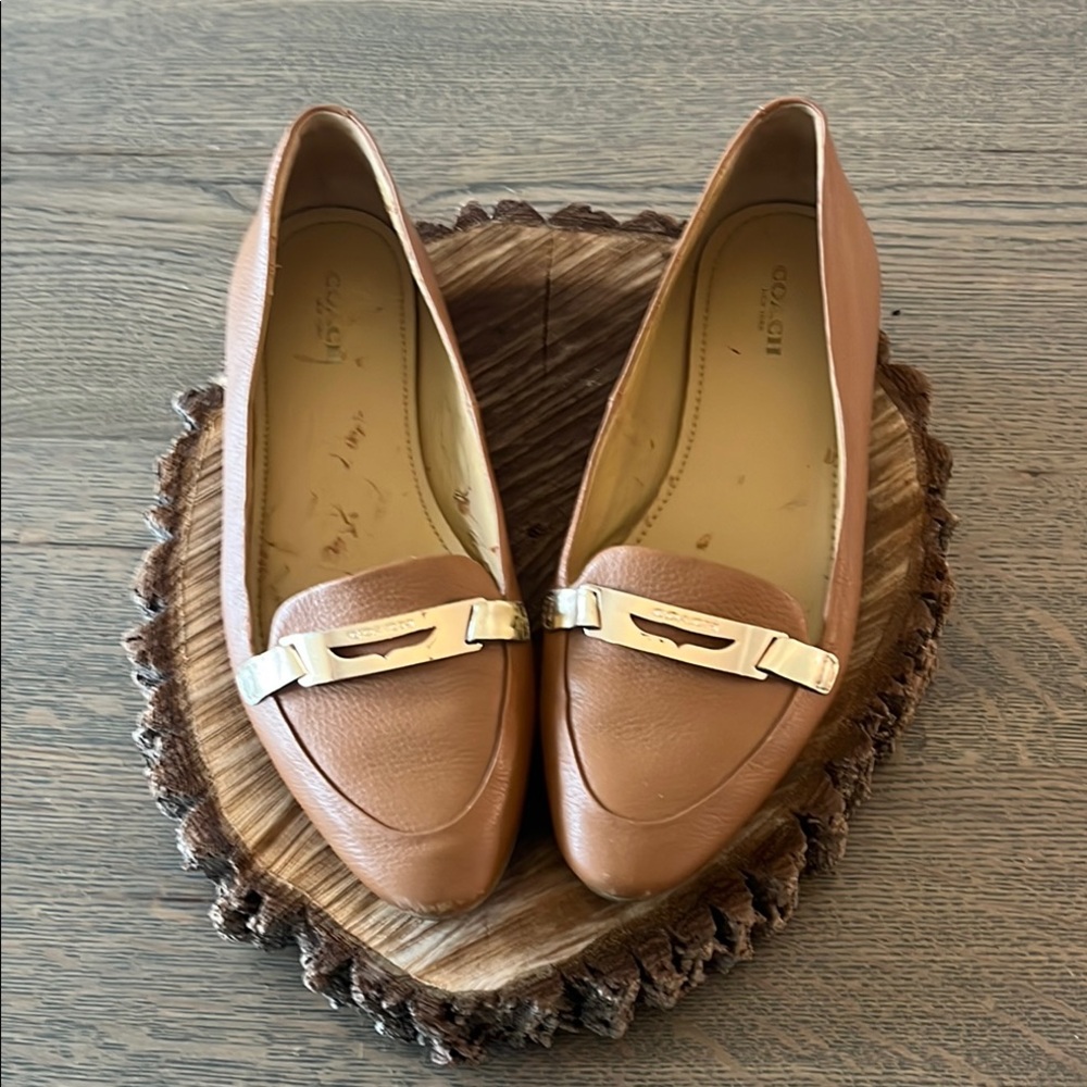Coach Women's Tan Ruthie Loafers, Women’s Size 7.5